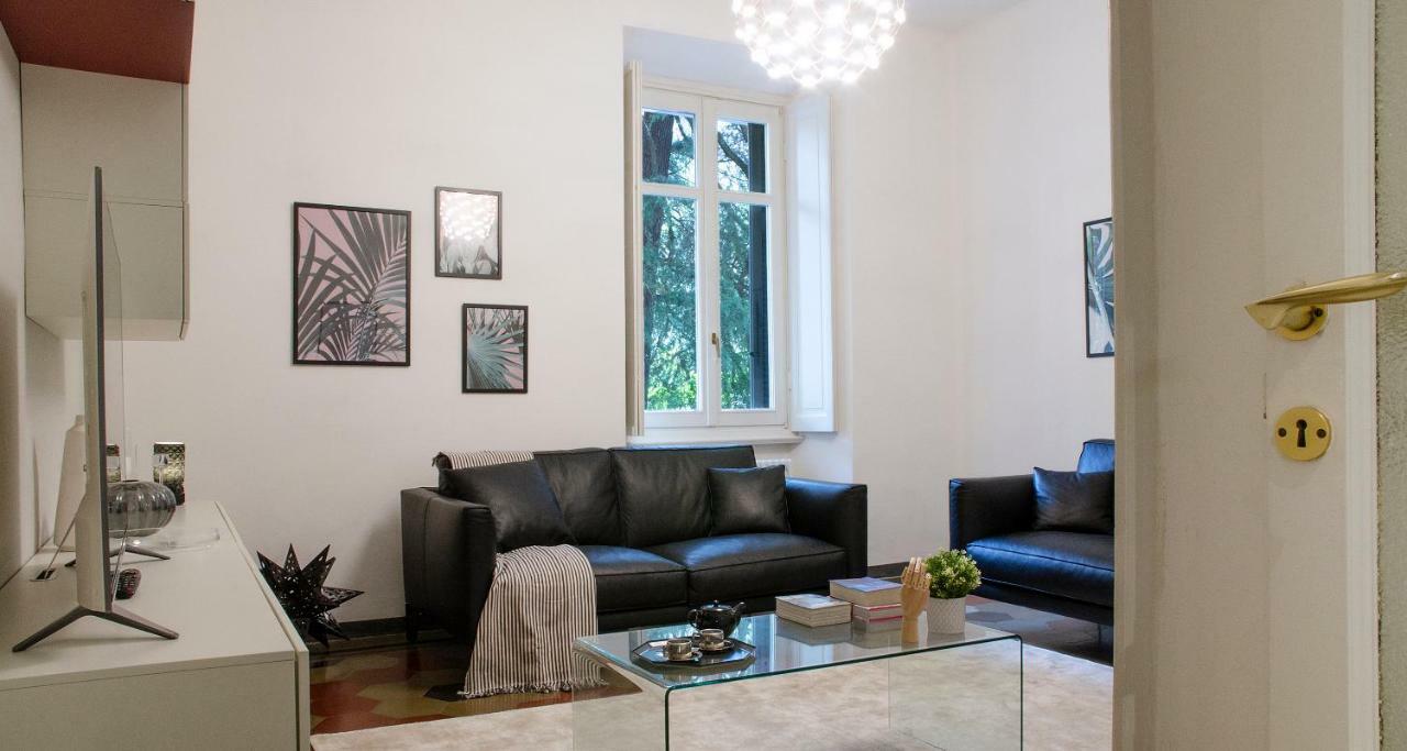 Joivy Splendid 3Br Apt With Parking And Terrace In Como Lake Como Exteriör bild