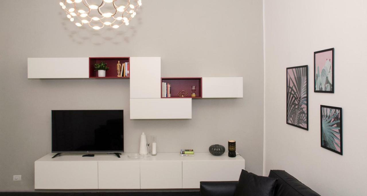 Joivy Splendid 3Br Apt With Parking And Terrace In Como Lake Como Exteriör bild