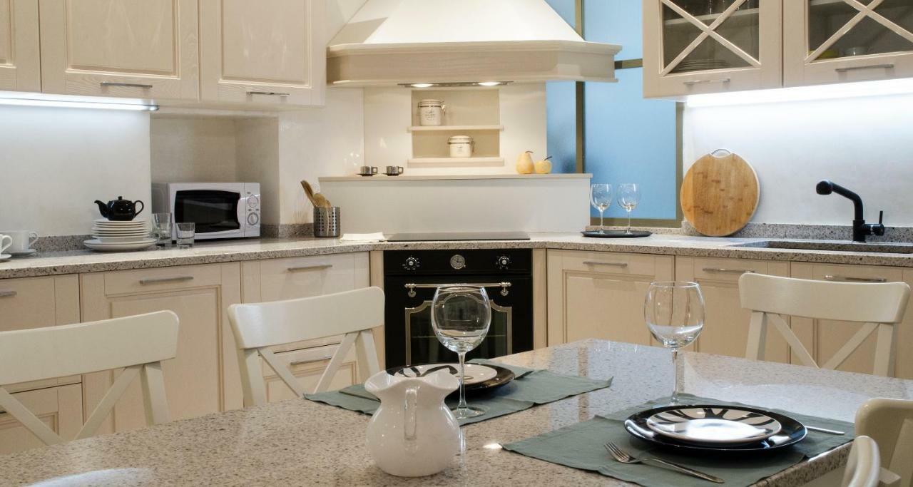 Joivy Splendid 3Br Apt With Parking And Terrace In Como Lake Como Exteriör bild