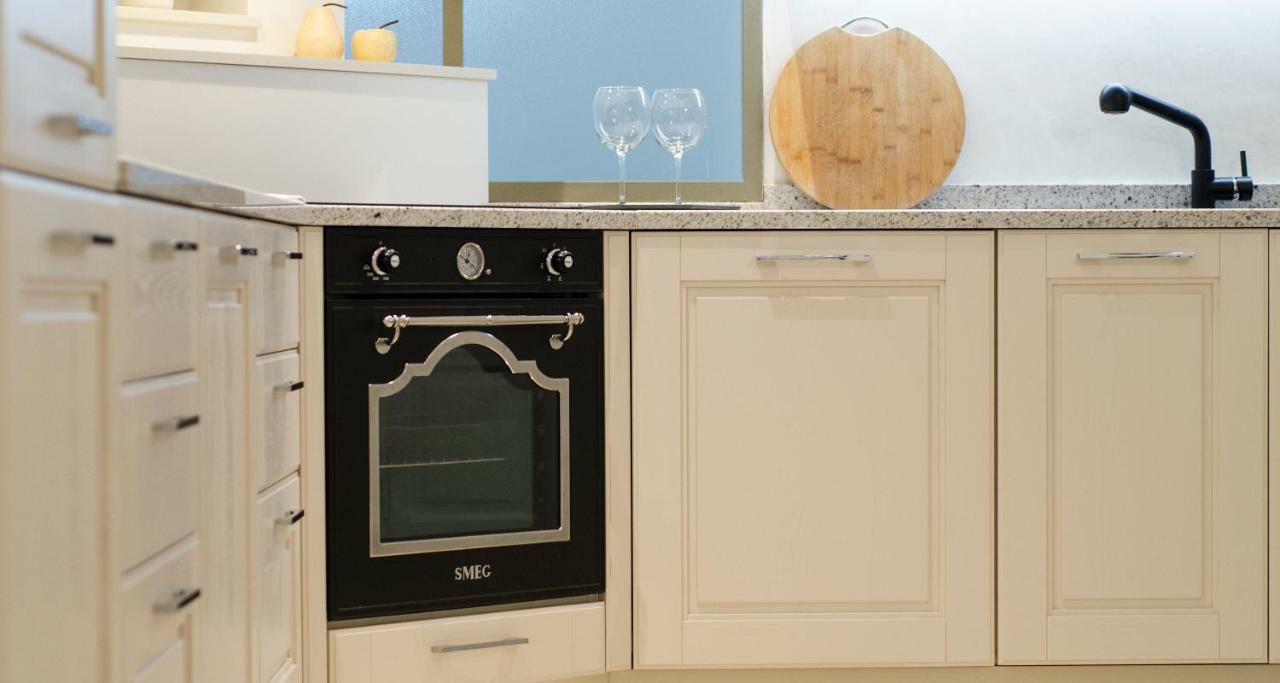 Joivy Splendid 3Br Apt With Parking And Terrace In Como Lake Como Exteriör bild